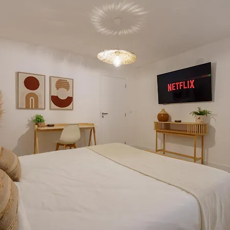 Paradise Villa, Luxury Near The Villa